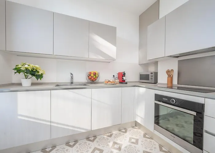 Quartier Liberation - La Vie A La Nicoise