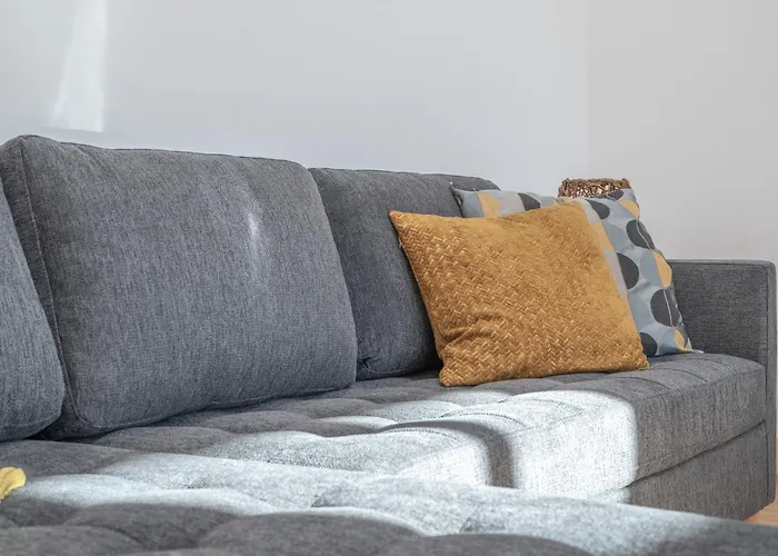 Quartier Liberation - La Vie A La Nicoise * نيس